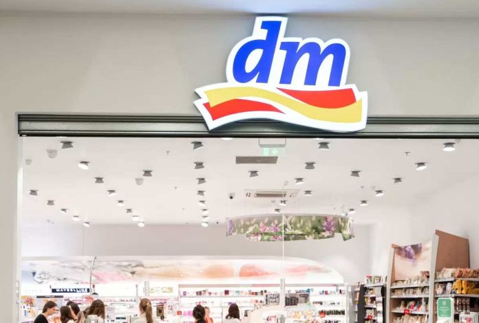 Telefon contact DM Telefon contact DM
